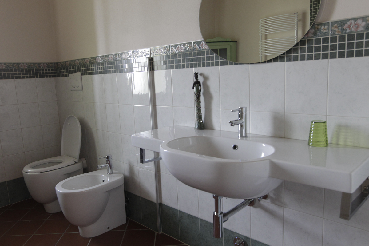 bagno-stanza-bed-breakfast-magic-dozza